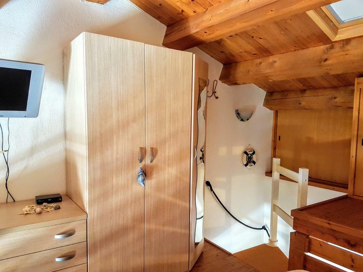 La Casa Di Chris Apartment Golfo Aranci Luaran gambar